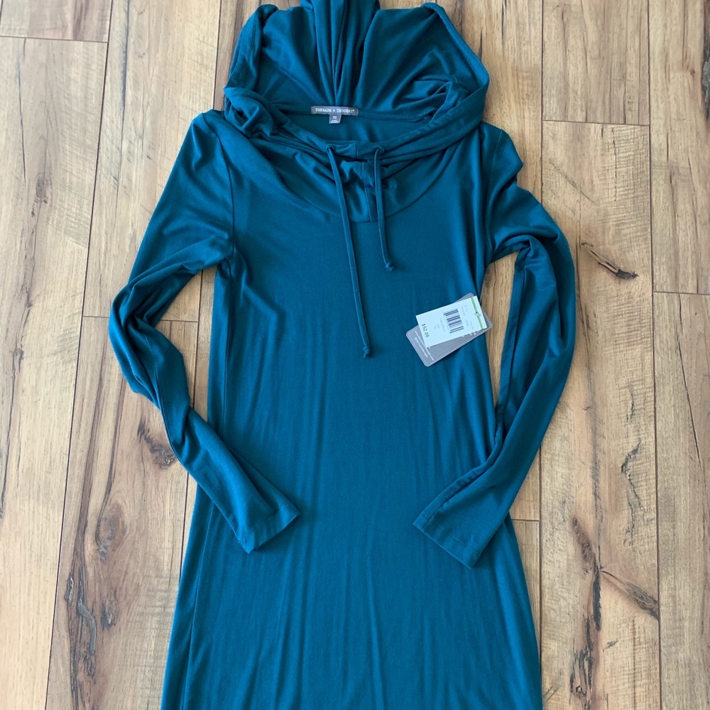 Threads 4 thought new teal cotton dress.